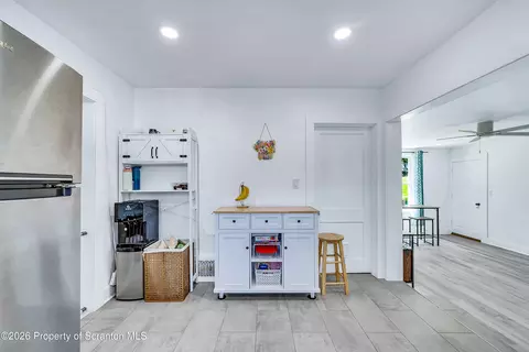 Entry Way - 109 Ackerly Rd, Clarks Summit, PA 18411 photo 2 of 6