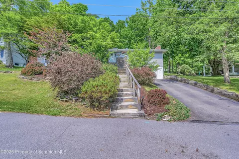 208 Ridge St, Clarks Summit, PA 18411