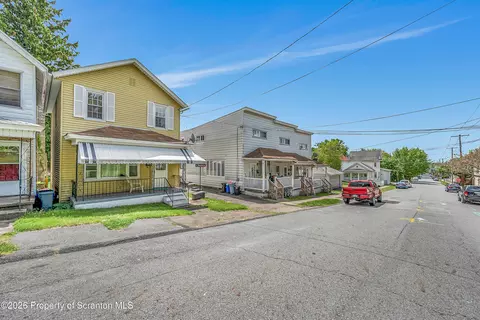 220 N Fillmore Ave, Scranton, PA 18504