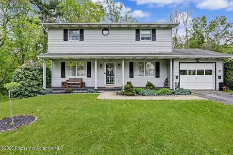 50 Log Rd, Jefferson Twp, PA 18436