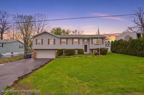 72 Kirby Ave, Mountain Top, PA 18707