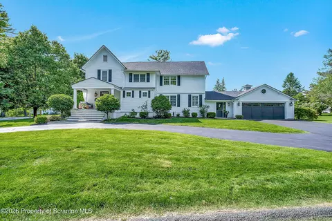330 Glenburn Rd, Clarks Green, PA 18411