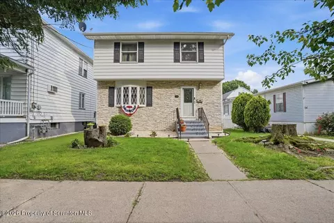 50 S Goodwin Ave, Kingston, PA 18704