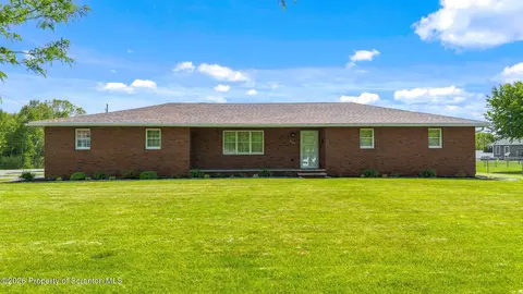 606 Milwaukee Ave, Old Forge, PA 18518