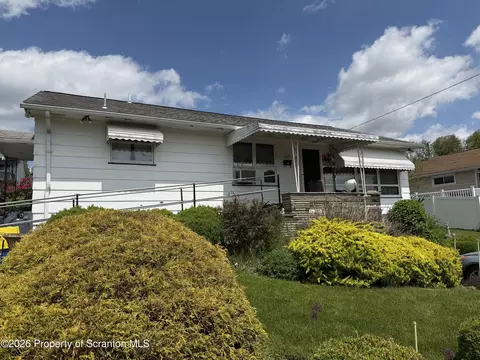 307 Schrader St, Taylor, PA 18517