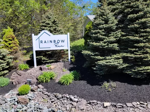 7 Riverfront Way, Gouldsboro, PA 18424