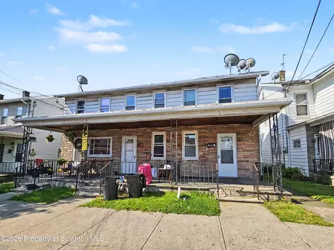 1427-1431 Washburn St, Scranton, PA 18504