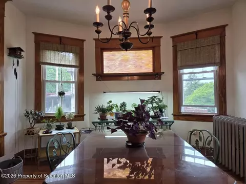 Dining - 229 E Mountain Rd, Scranton, PA 18505 photo 1 of 4