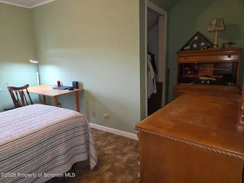 Bedroom - 229 E Mountain Rd, Scranton, PA 18505 photo 4 of 6