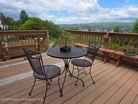 Exterior - 229 E Mountain Rd, Scranton, PA 18505 photo 5 of 9