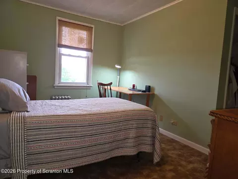Bedroom - 229 E Mountain Rd, Scranton, PA 18505 photo 5 of 6