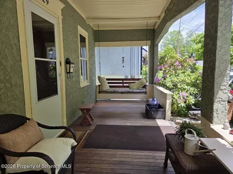 Exterior - 229 E Mountain Rd, Scranton, PA 18505 photo 8 of 9