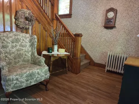 Entry Way - 229 E Mountain Rd, Scranton, PA 18505 photo 3 of 4