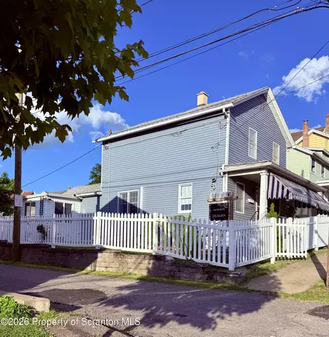 617 Hickory St, Scranton, PA 18505