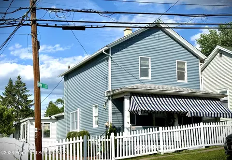 617 Hickory St, Scranton, PA 18505
