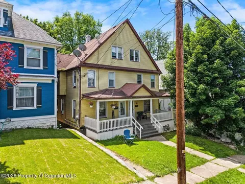916-918 Grandview St, Scranton, PA 18509
