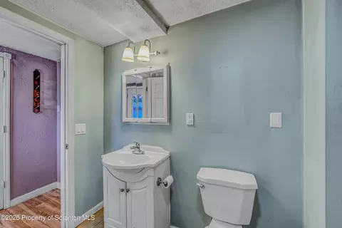 Bath - 640 E Grant St, Olyphant, PA 18447 photo 1 of 4