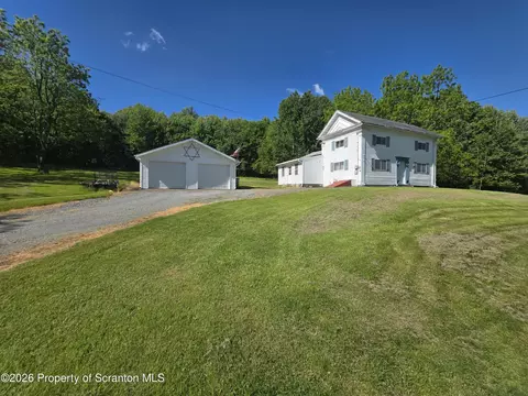 1333 Blue Berry Rd, Falls, PA 18615