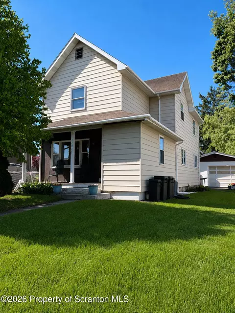 728 Throop St, Dunmore, PA 18512