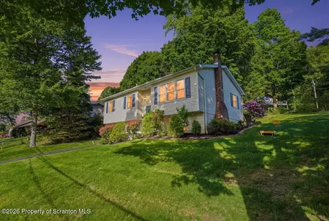 418 Highland Ave, South Abington, PA 18411