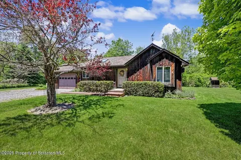 890 Bardwell Rd, Factoryville, PA 18419