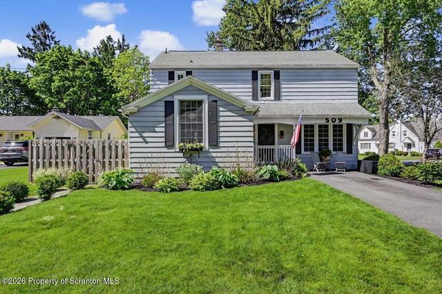 509 Glenburn Rd, Clarks Summit, PA 18411