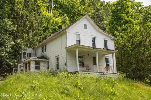 302 Scott Rd, Chinchilla, PA 18410