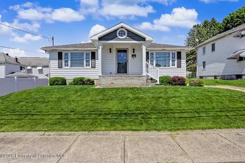 805 Blakely St, Jessup, PA 18434