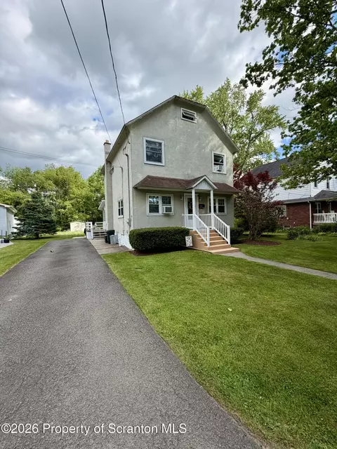 131 Erie St, Carbondale, PA 18407