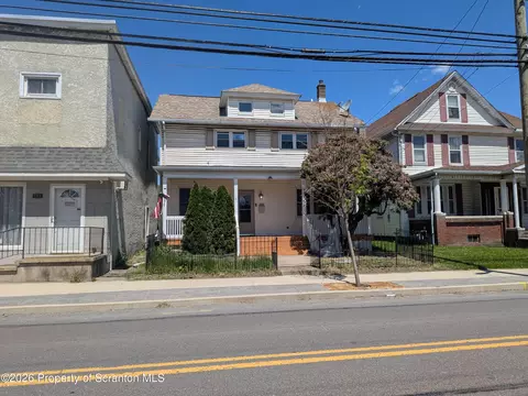 703-705 Main St, Dickson City, PA 18519