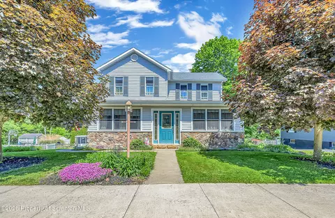110 Spring Garden St, Moscow, PA 18444