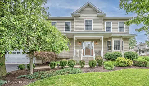 1208 Audubon Dr, South Abington, PA 18411