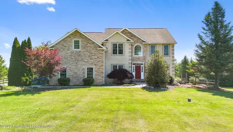 562 Country Club Road Rd, Easton, PA 18045