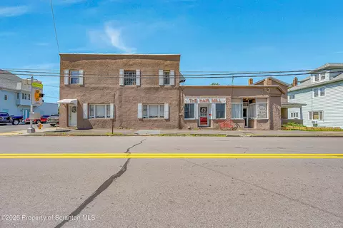 400 Oak St, Old Forge, PA 18518