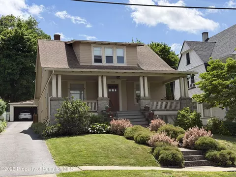 808 Electric St, Scranton, PA 18509