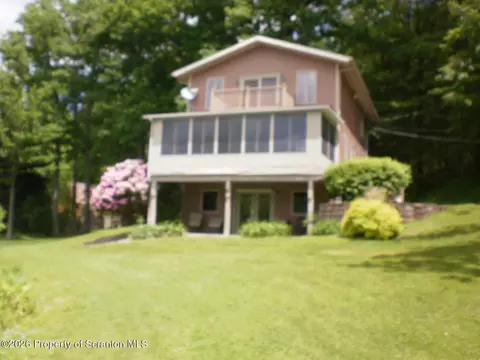 2669 E Lake Rd, New Milford, PA 18834