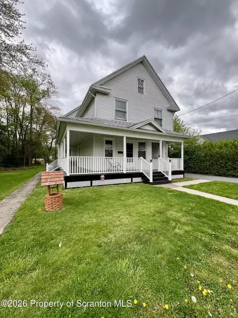 991 Constitution Ave, Jessup, PA 18434