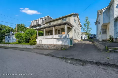 905 Slocum Ave, Scranton, PA 18505