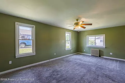 Living - 100 Rose Ln, Old Forge, PA 18518 photo 4 of 5