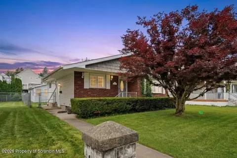 1723 Dorothy St, Scranton, PA 18504