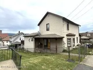 1502 Prospect Ave, Scranton, PA 18505