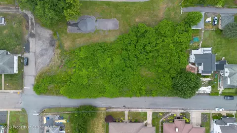 lot E Apt 2 E Oak St, Pittston, PA 18640