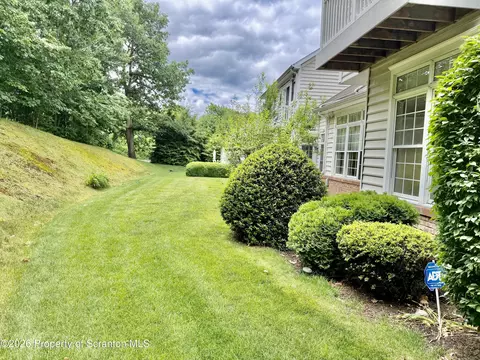 Exterior - 901 Ohenry Close, Moosic, PA 18507 photo 3 of 3