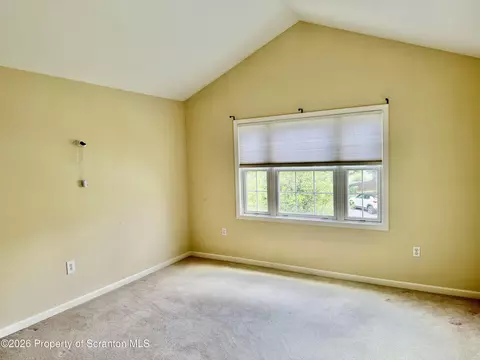 Bedroom - 901 Ohenry Close, Moosic, PA 18507 photo 2 of 3