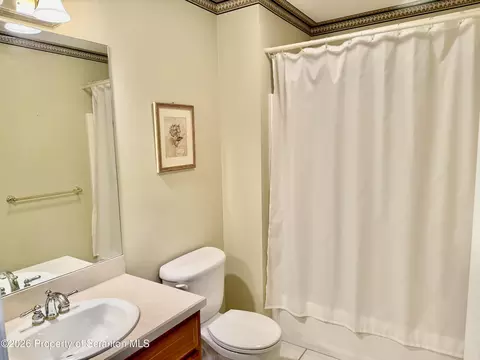 Bath - 901 Ohenry Close, Moosic, PA 18507 photo 3 of 3