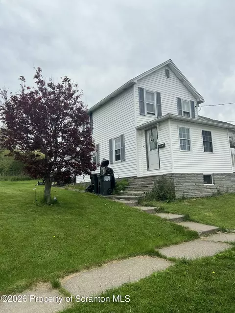 733 Railroad St, Forest City, PA 18421