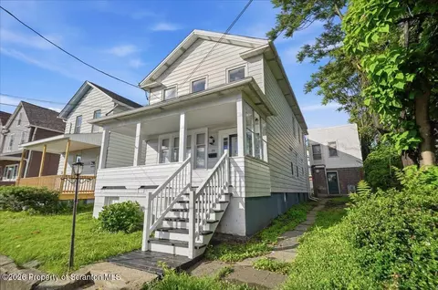 26 Abbott St, Wilkes-barre, PA 18702