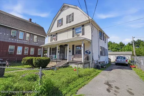 628 S 630 S Blakely St, Dunmore, PA 18510
