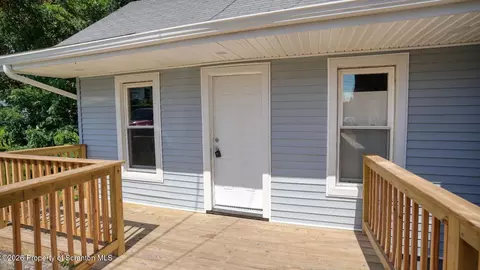 1102 Pettibone St, Scranton, PA 18504