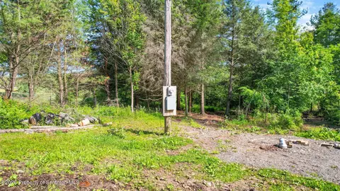 9015 Laurel Lake Rd, Montrose, PA 18801